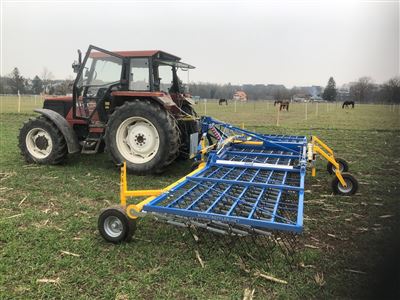 Treffler-Striegel im Einsatz